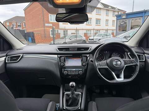 Nissan Qashqai 1.5 dCi N-Connecta Euro 6 (s/s) 5dr - U125578
