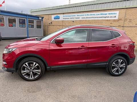 Nissan Qashqai 1.5 dCi N-Connecta Euro 6 (s/s) 5dr - U125578