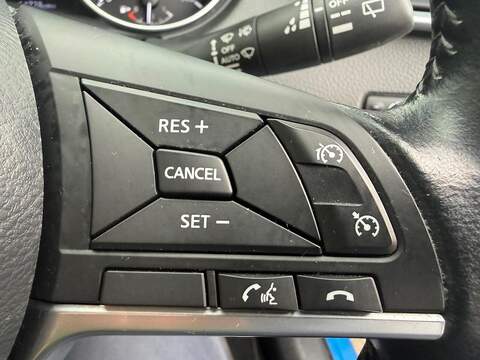 Nissan Qashqai 1.5 dCi N-Connecta Euro 6 (s/s) 5dr - U125580