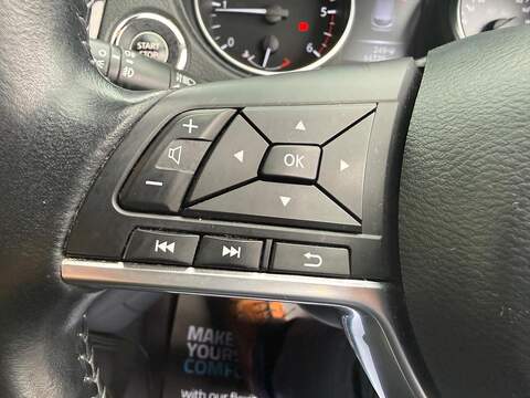 Nissan Qashqai 1.5 dCi N-Connecta Euro 6 (s/s) 5dr - U125580