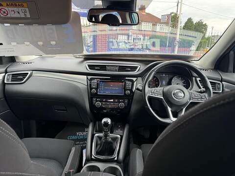 Nissan Qashqai 1.5 dCi N-Connecta Euro 6 (s/s) 5dr - U125580