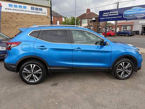 Nissan Qashqai 1.5 dCi N-Connecta Euro 6 (s/s) 5dr - U125580