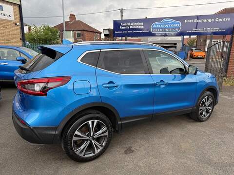 Nissan Qashqai 1.5 dCi N-Connecta Euro 6 (s/s) 5dr - U125580