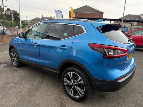 Nissan Qashqai 1.5 dCi N-Connecta Euro 6 (s/s) 5dr - U125580