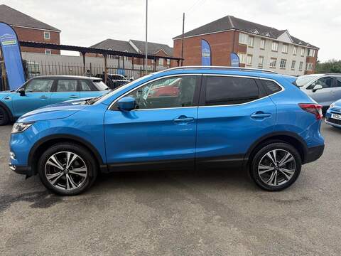 Nissan Qashqai 1.5 dCi N-Connecta Euro 6 (s/s) 5dr - U125580