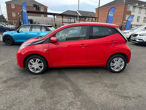 Toyota AYGO 1.0 VVT-i x-pression Euro 6 5dr - U125582