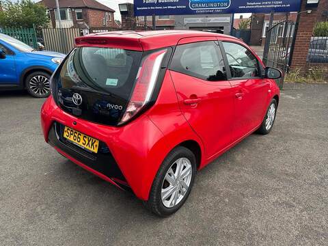 Toyota AYGO 1.0 VVT-i x-pression Euro 6 5dr - U125582
