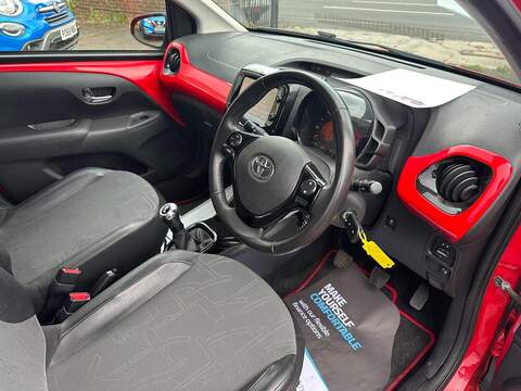 Toyota AYGO 1.0 VVT-i x-pression Euro 6 5dr - U125582