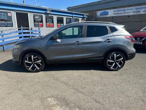 Nissan Qashqai 1.3 DIG-T Tekna Euro 6 (s/s) 5dr - U125583