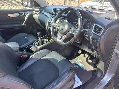 Nissan Qashqai 1.3 DIG-T Tekna Euro 6 (s/s) 5dr - U125583