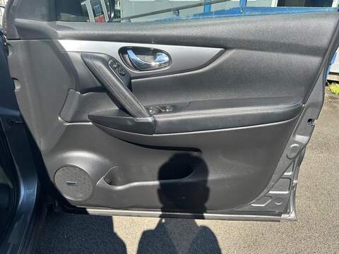 Nissan Qashqai 1.3 DIG-T Tekna Euro 6 (s/s) 5dr - U125583