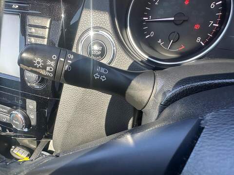 Nissan Qashqai 1.3 DIG-T Tekna Euro 6 (s/s) 5dr - U125583