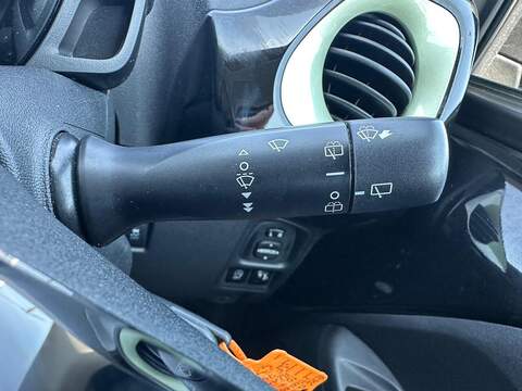Peugeot 108 1.0 Active Top! Euro 6 (s/s) 5dr - U125589