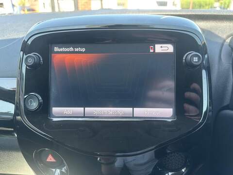 Peugeot 108 1.0 Active Top! Euro 6 (s/s) 5dr - U125589
