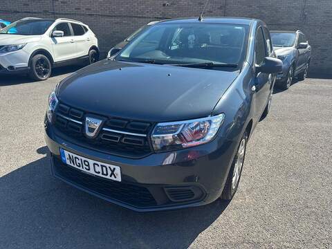 Dacia Sandero 1.0 SCe Essential Hatchback 5dr Petrol Manual Euro 6 (75 ps) - U125591