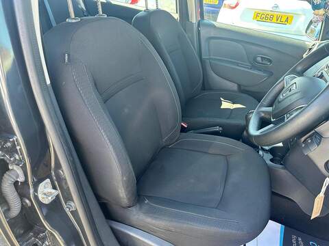 Dacia Sandero 1.0 SCe Essential Hatchback 5dr Petrol Manual Euro 6 (75 ps) - U125591
