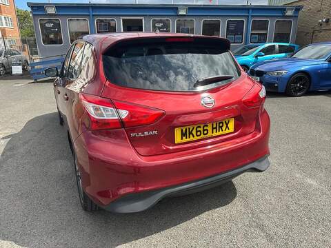 Nissan Pulsar 1.2 DIG-T N-Connecta Euro 6 (s/s) 5dr - U125599