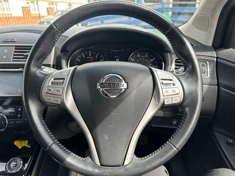 Nissan Pulsar 1.2 DIG-T N-Connecta Euro 6 (s/s) 5dr - U125599