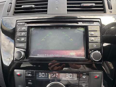 Nissan Pulsar 1.2 DIG-T N-Connecta Euro 6 (s/s) 5dr - U125599