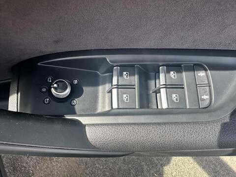 Audi Q5 2.0 TDI S line SUV 5dr Diesel S Tronic quattro Euro 6 (s/s) (190 ps) - U125600