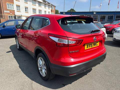 Nissan Qashqai 1.2 DIG-T Acenta 2WD Euro 6 (s/s) 5dr - U125602
