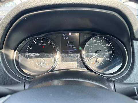 Nissan Qashqai 1.2 DIG-T Acenta 2WD Euro 6 (s/s) 5dr - U125602