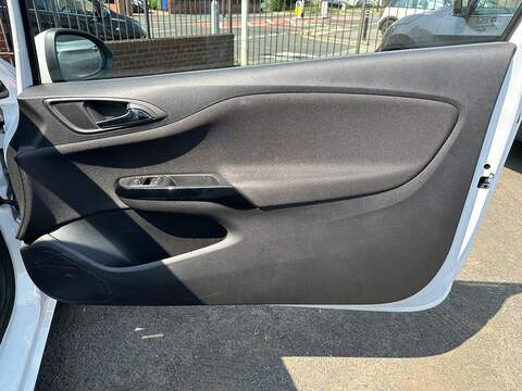 Vauxhall Corsa 1.4i ecoTEC Griffin Euro 6 3dr - U125603