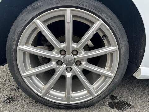 Audi A1 1.4 TFSI S line Sportback 5dr Petrol Manual Euro 6 (s/s) (125 ps) - U125608
