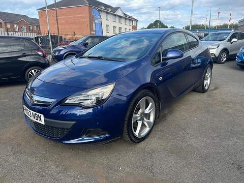 Vauxhall Astra GTC 1.4T Sport Coupe 3dr Petrol Manual Euro 5 (s/s) (140 ps) - U125612