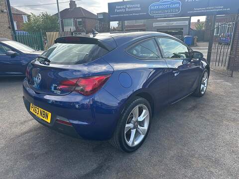 Vauxhall Astra GTC 1.4T Sport Coupe 3dr Petrol Manual Euro 5 (s/s) (140 ps) - U125612