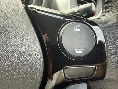 Toyota AYGO 1.0 VVT-i x-play Euro 6 5dr - U125619
