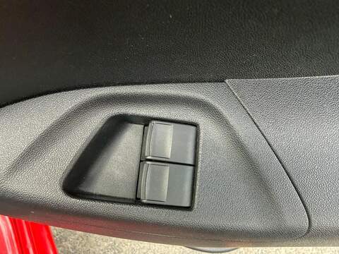 Toyota AYGO 1.0 VVT-i x-play Euro 6 5dr - U125619