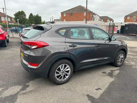 Hyundai TUCSON 1.7 CRDi Blue Drive SE SUV 5dr Diesel Manual Euro 6 (s/s) (116 ps) - U125623