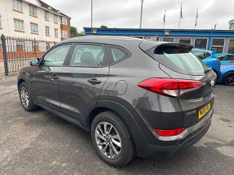 Hyundai TUCSON 1.7 CRDi Blue Drive SE SUV 5dr Diesel Manual Euro 6 (s/s) (116 ps) - U125623