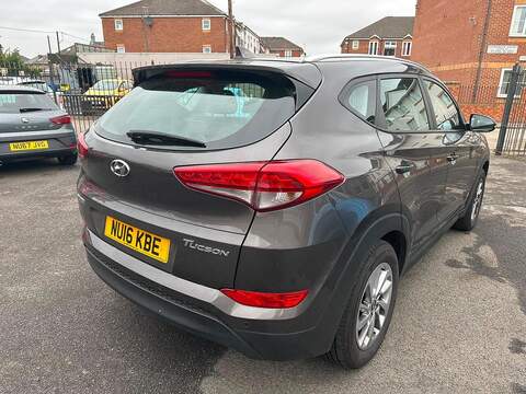 Hyundai TUCSON 1.7 CRDi Blue Drive SE SUV 5dr Diesel Manual Euro 6 (s/s) (116 ps) - U125623