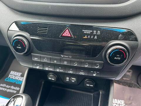 Hyundai TUCSON 1.7 CRDi Blue Drive SE SUV 5dr Diesel Manual Euro 6 (s/s) (116 ps) - U125623