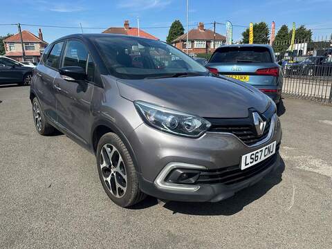 Renault Captur 1.3 TCe Iconic SUV 5dr Petrol Manual Euro 6 (s/s) (140 ps)