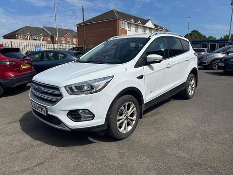 Ford Kuga Fiesta Trend Hatchback 0 Manual Petrol