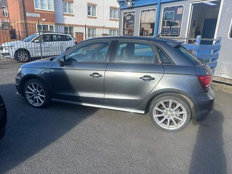 Audi A1 1.6 TDI S line Sportback 5dr Diesel Manual Euro 6 (s/s) (116 ps) - U125673