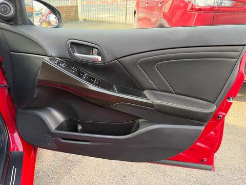 Honda Civic 1.6 i-DTEC Sport Hatchback 5dr Diesel Manual Euro 5 (s/s) (120 ps) - U125677