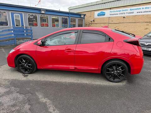 Honda Civic 1.6 i-DTEC Sport Hatchback 5dr Diesel Manual Euro 5 (s/s) (120 ps) - U125677