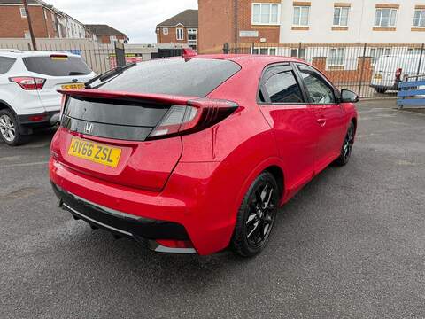 Honda Civic 1.6 i-DTEC Sport Hatchback 5dr Diesel Manual Euro 5 (s/s) (120 ps) - U125677