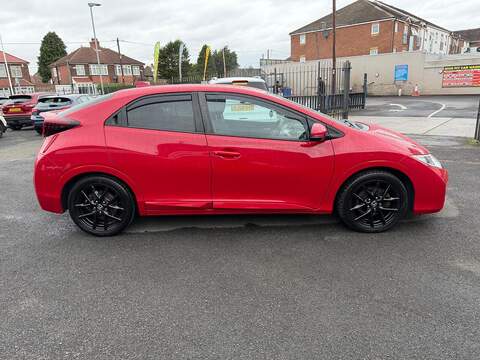 Honda Civic 1.6 i-DTEC Sport Hatchback 5dr Diesel Manual Euro 5 (s/s) (120 ps) - U125677