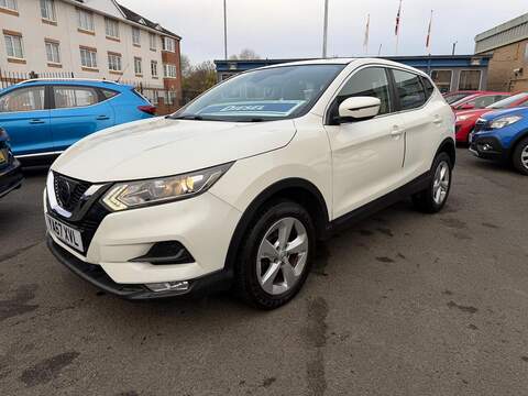 Nissan Qashqai Qashqai N-Connecta SUV 1 Manual Diesel