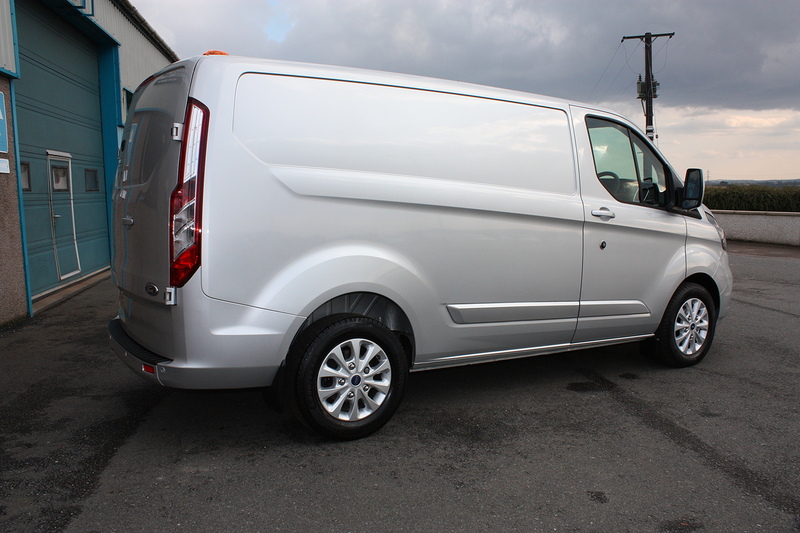 Ford Transit Custom 2.0 EcoBlue Limited 300 SWB - U275