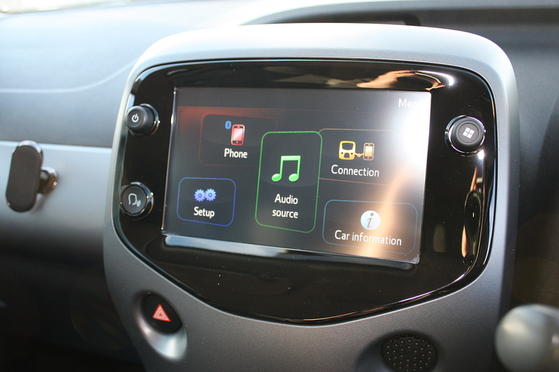 Toyota AYGO 1.0 VVT-i x-trend - U280