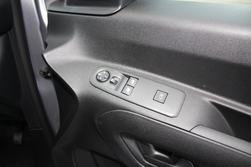 Peugeot Partner 1.5 BlueHDi 1000 Professional - U300