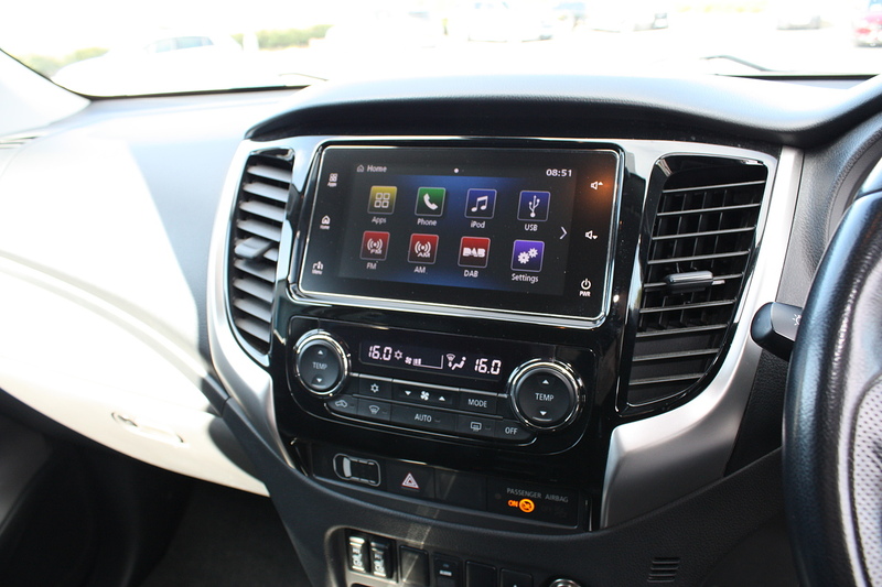 Mitsubishi L200 DI-D DC Warrior - U303