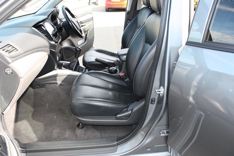 Mitsubishi L200 DI-D DC Warrior - U303