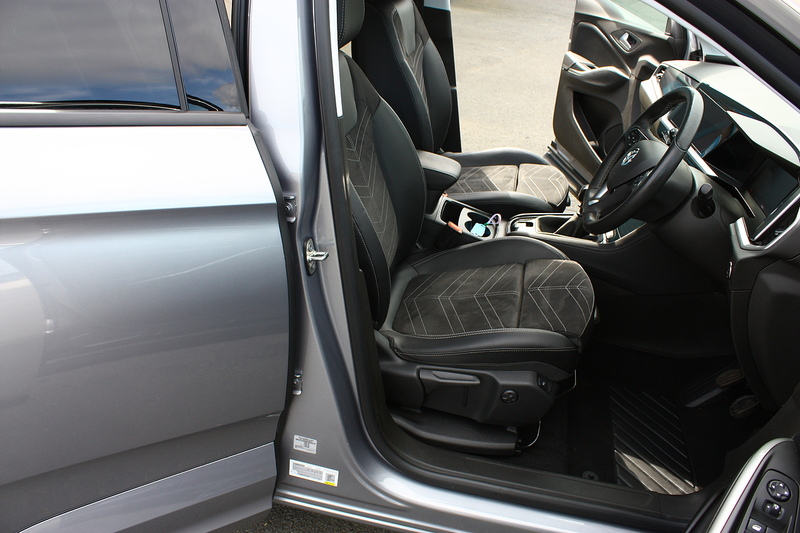 Vauxhall Grandland 1.2 Turbo Ultimate - U304